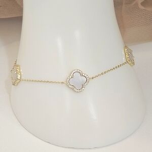 22kt Gold Vermeil Over 925 Sterling Silver Mother of Pearl Clover CZ Bracelet